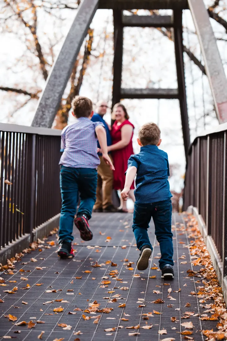 Running back to mom and dad on the bridge